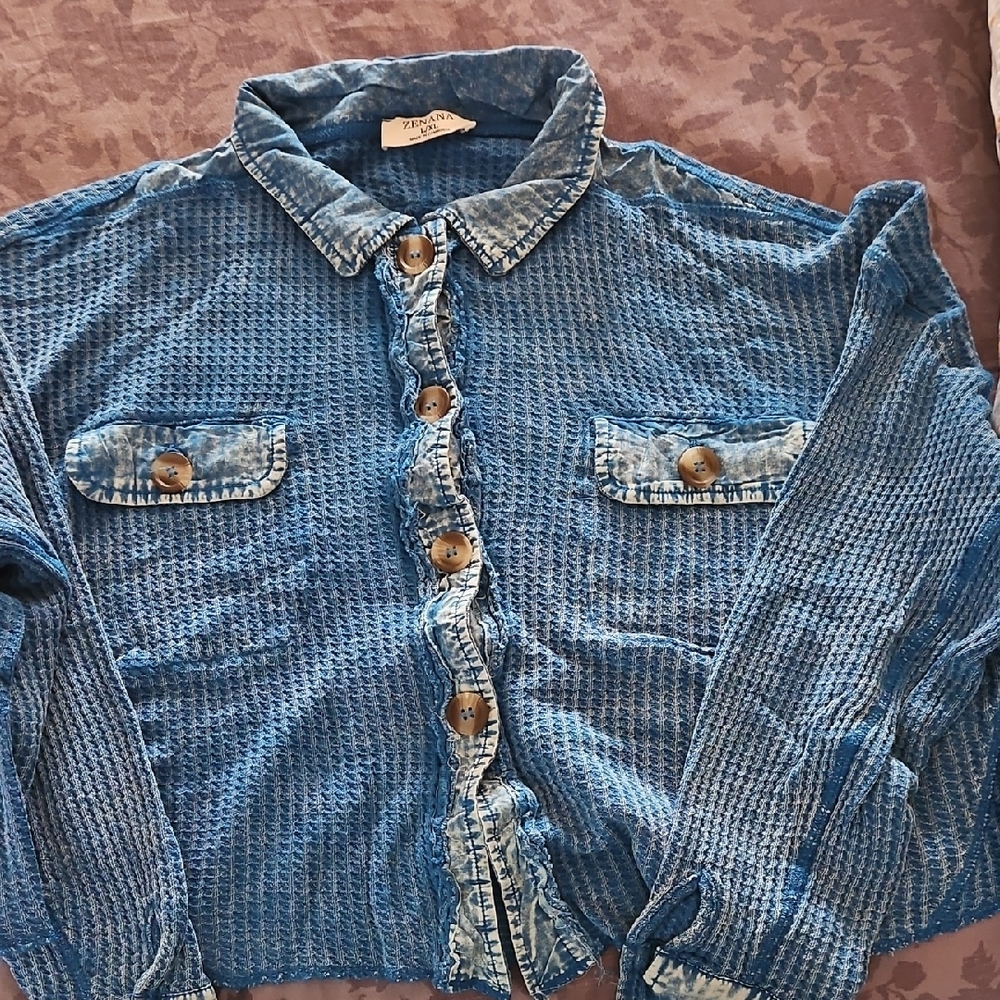 Blue Acid Wash Cotton Waffle Cropped Shacket with Wooden Buttons - NWOT